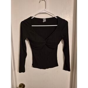 Danysu Black V-neck Shirt-Size Medium